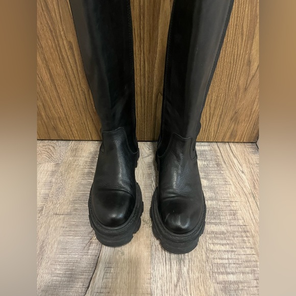 STEVE MADDEN Wayde Black Leather Boot - Picture 9 of 10